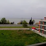 елка Burgas City