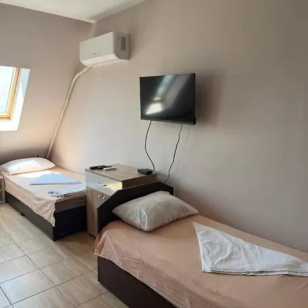 Apartmán елка